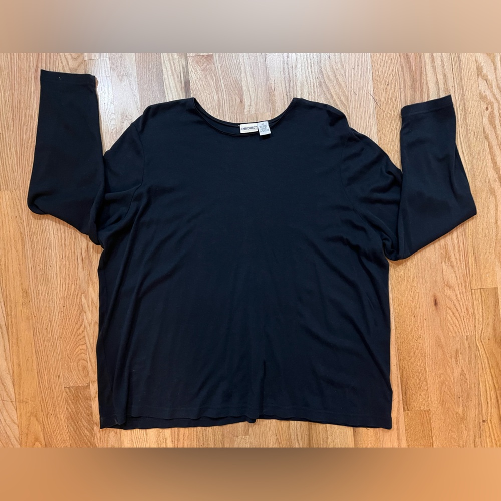 2X Cherokee black long sleeve pull on knit top. Never worn.
